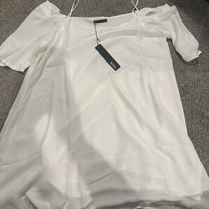 Krisa White Off-Shoulder Blouse NWT